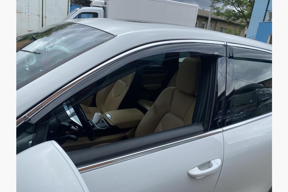 Porsche Cayenne 2010–2017 Vindafvisere med kromliste (4 stk., HIC) Image
