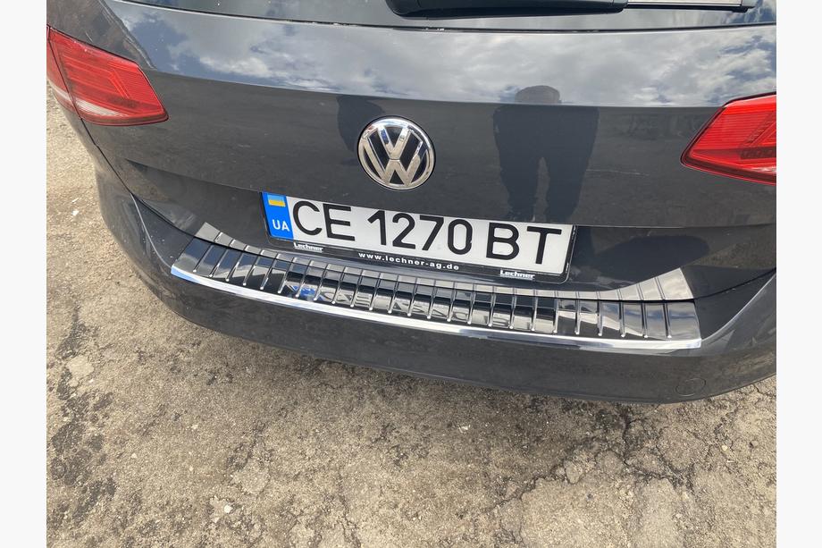 Volkswagen Passat B8 2015–2023 Krom beskyttelsesliste til bagkofanger Carmos V1 (SW) Foto 2