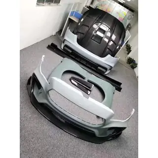 Komplet bodykit med kulfibermotorhjelm foto 1