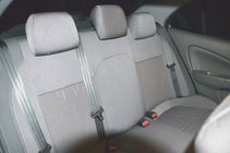 Nissan Almera B10 Classic 2006–2012 Sædeovertræk i kunstlæder SoyuzAuto Premium foto 3