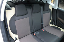 Opel Crossland X 2017–2024 Premium bilsædeovertræk foto 2