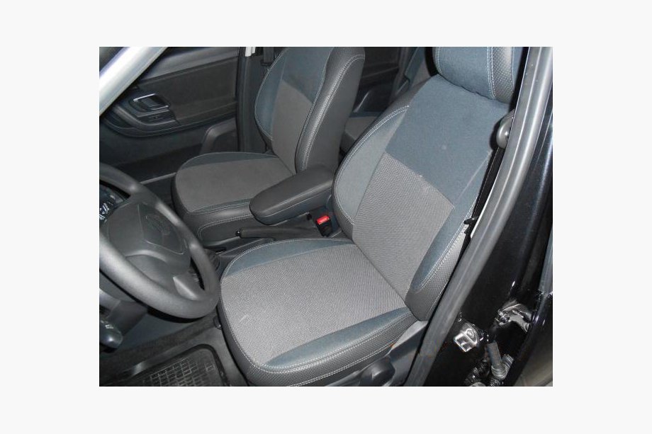 Skoda Roomster 2006–2015 Sædeovertræk i kunstlæder SoyuzAuto Premium Image