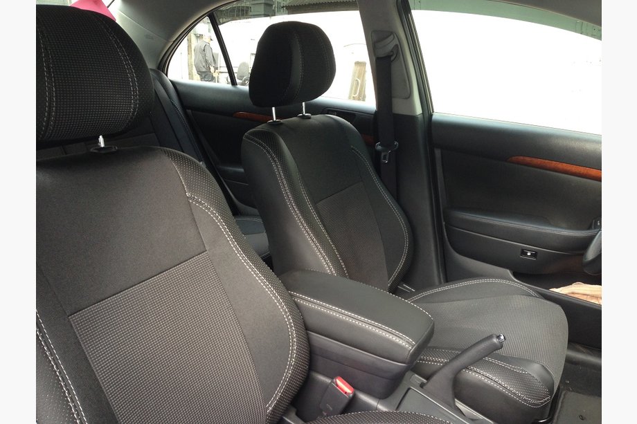Toyota Avensis 2003–2009 Sædeovertræk i kunstlæder SoyuzAuto Premium Image