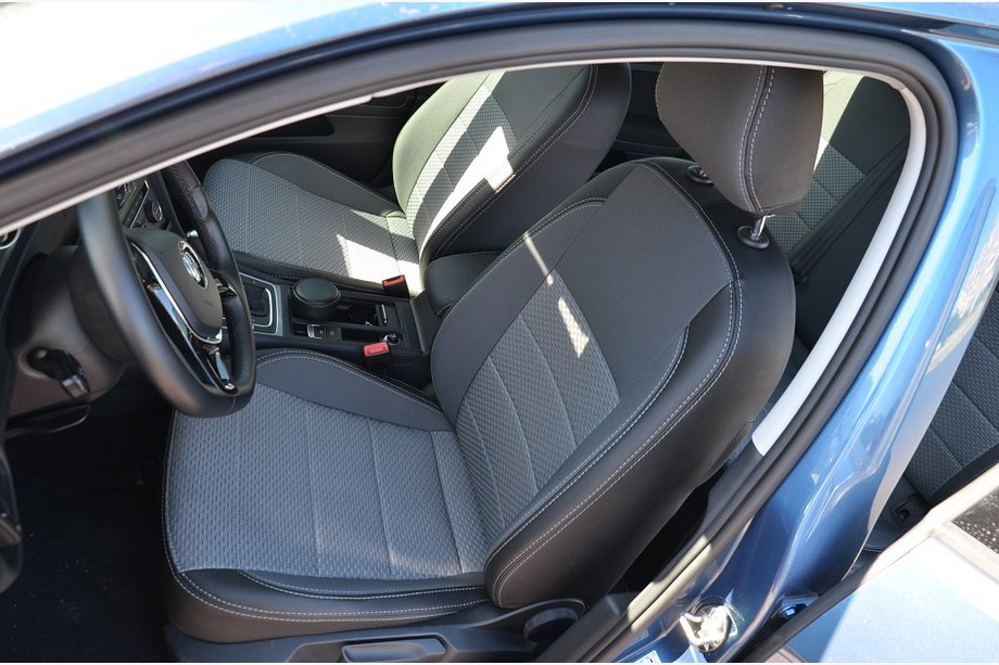 Volkswagen Golf 7/E-Golf 2012–2020 Sædeovertræk (kunstlæder→stof, Premium) Image