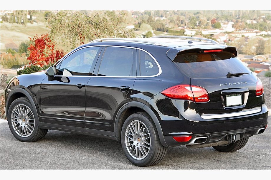Porsche Cayenne 2010–2017 OEM tagrælinger (2 stk.) Image