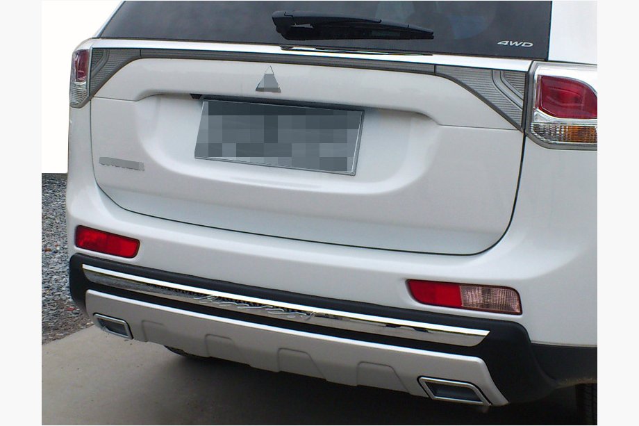 Mitsubishi Outlander 2012–2021 Bageste diffuser (2013-2015) Image
