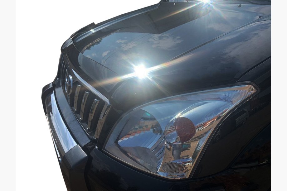 Toyota Land Cruiser Prado 120 2002–2009 Motorhjelmsdeflektor (HIC) Image