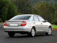 Toyota Camry 2001–2006 Kromliste over nummerpladen foto 1