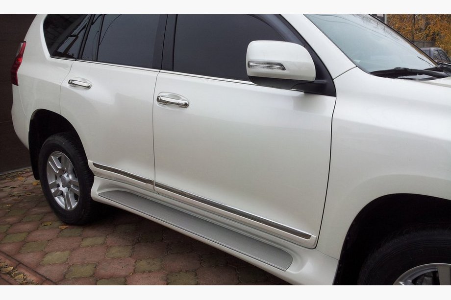 Toyota Land Cruiser Prado 150 2009–2023 Dørlister (design 2013-2017) Image