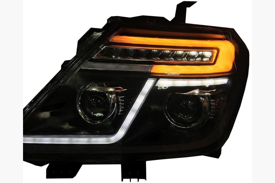 Nissan Patrol Y62 2010–2024 Flash LED forlygtesæt (2 stk.) Image