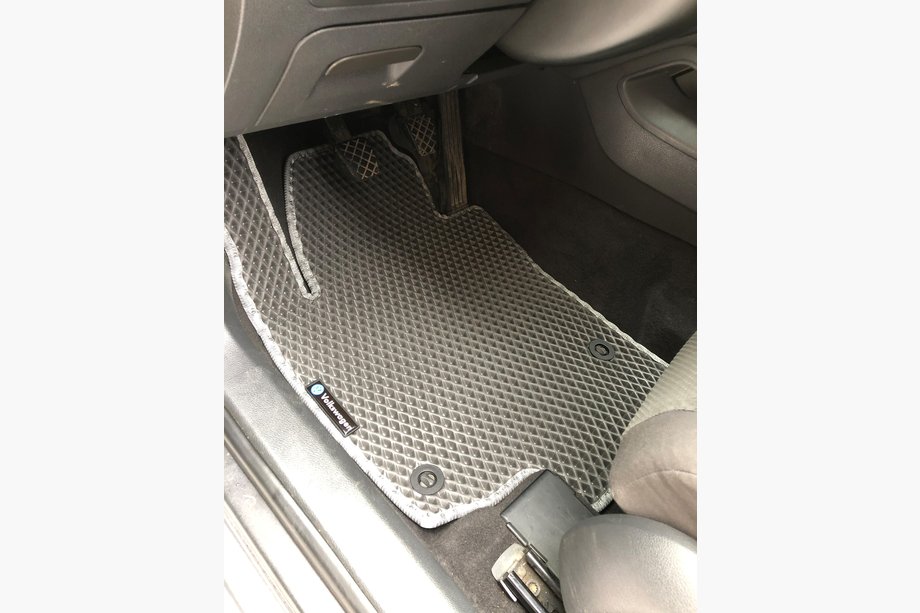 Volkswagen Golf 5 2003–2009 EVA gulvmåtter (sorte) Image