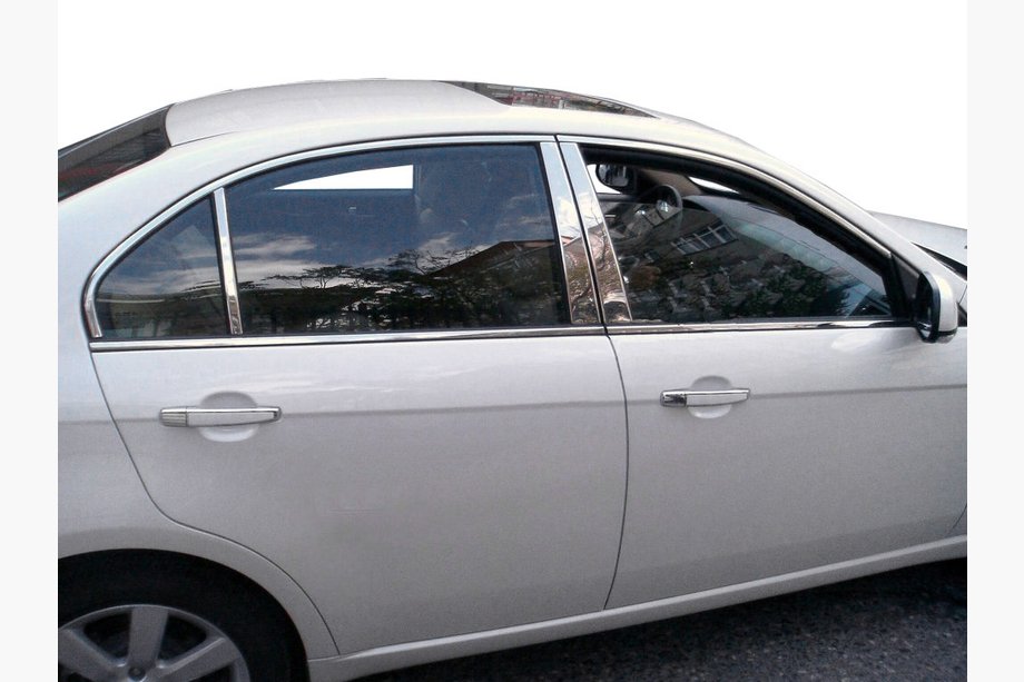 Chevrolet Epica 2006–2014 Rustfri stolpelister Foto 1