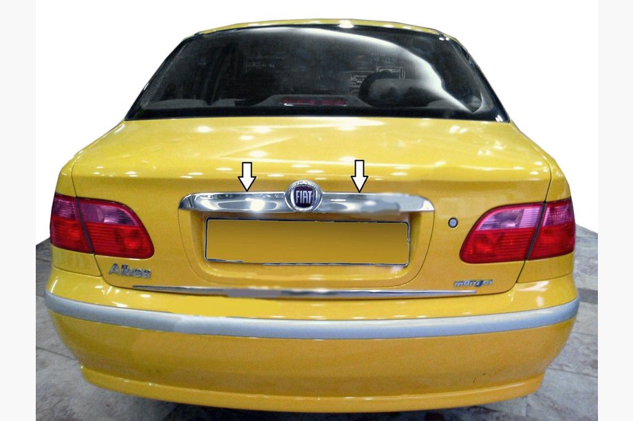 Fiat Albea 2002–2012 Kromliste over nummerplade (rustfrit stål) Foto 1