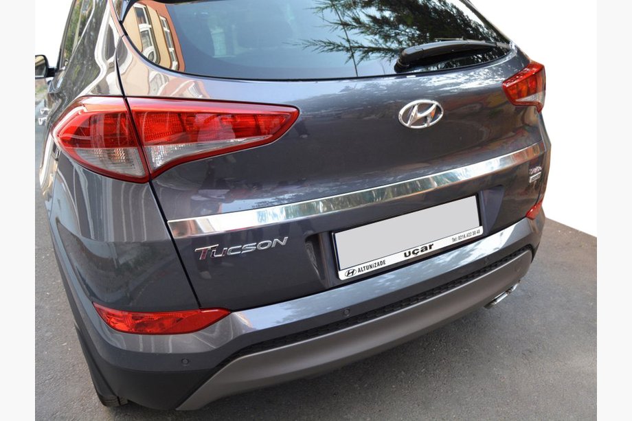Hyundai Tucson TL 2016–2021 Kromliste over nummerpladen (2015–2018, øvre, bred, rustfrit stål) Image