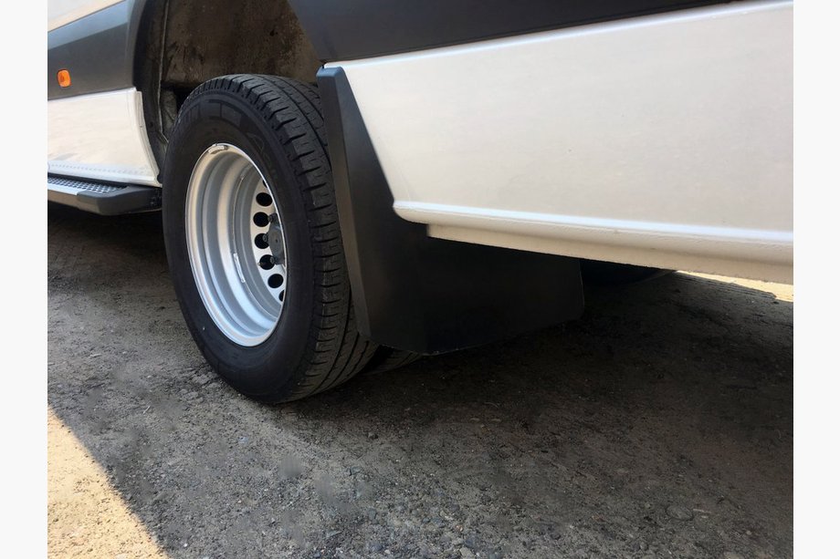 Mercedes Sprinter W906 2006–2018 Premium Begel stænklapper For og bag (til enkeltbaghjul) Foto 2