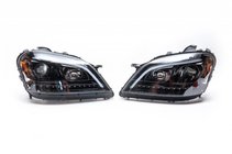 Mercedes ML W164 2005–2011 Forlygter med LED-element (2005-2008, 2 stk., mørke) foto 1