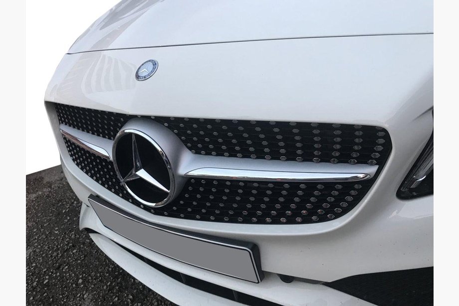 Mercedes C-klasse W205 2014–2021 Frontgrill Diamond Silver (til Avantgarde/AMG-Line/C43 AMG) Foto 7
