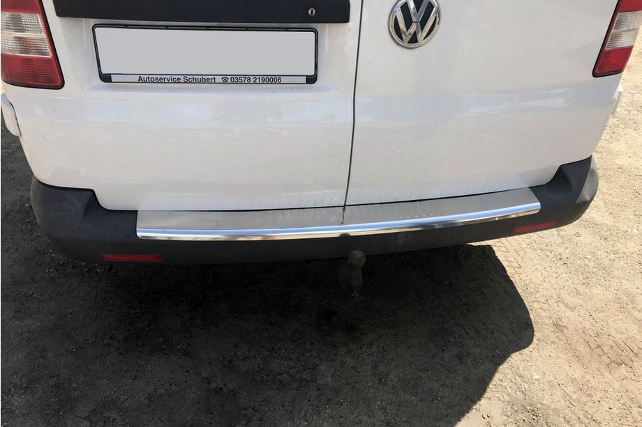 Volkswagen T5 Multivan 2003–2010 Bagkofangerbeskytter med ombuk (Carmos V1, stål) Image