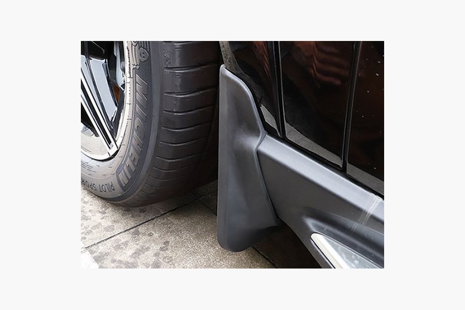 Mercedes GLE W167 2018– Premium stænklapper (lakerede skærmbredder, model med sidetrin, 4 stk.) Image