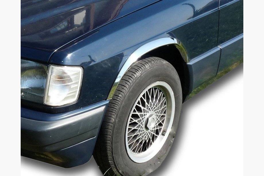 Mercedes W201 (190) 1982–1993 Skærmkanter 1988-1993 (4 stk., rustfrit stål) Image