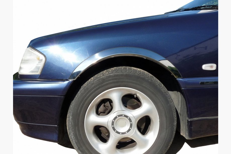 Mercedes C-klasse W202 1993–2001 Skærmkantlister (4 stk., rustfrit stål) Image