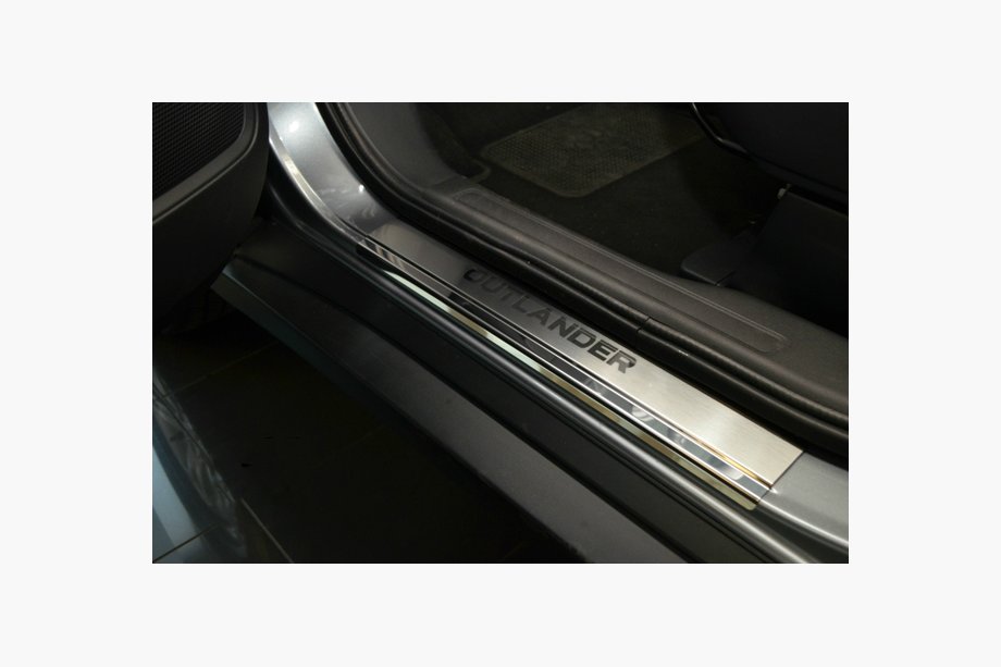 Mitsubishi Outlander 2012–2021 Dørtrinslister Nathaniko (4 stk., rustfrit stål) Image