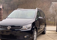 Volkswagen Touran 2010–2015 Tagrælinger Skyport (mat grå) foto 2