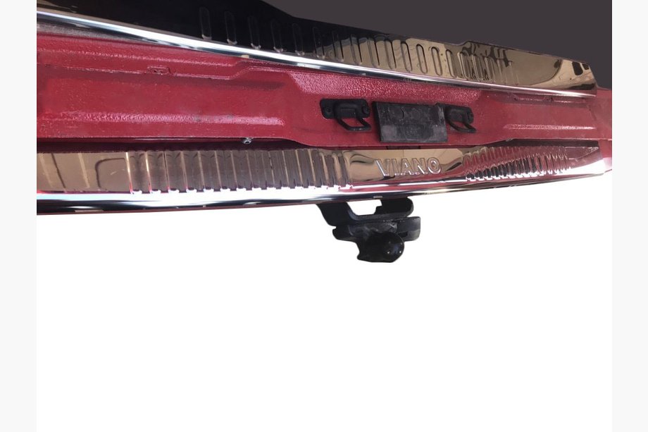 Mercedes Viano 2004–2014 Bagkofangerbeskytter med bukket kant (Omsa, rustfrit stål) Image