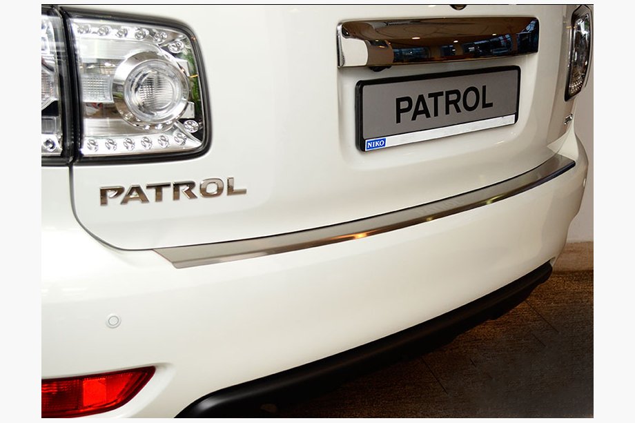 Nissan Patrol Y62 2010–2024 Bagkofangerbeskytter med ombuk Nataniko (rustfrit stål) Image