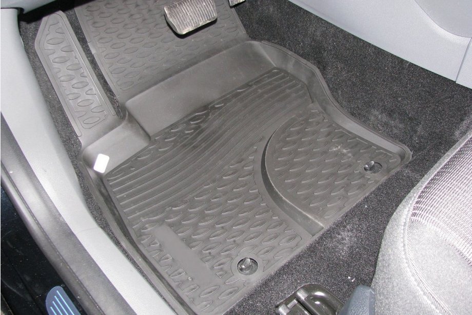 Ford Focus III 2011–2017 Gummimåtter til kabinen (4 stk., Novline) Image
