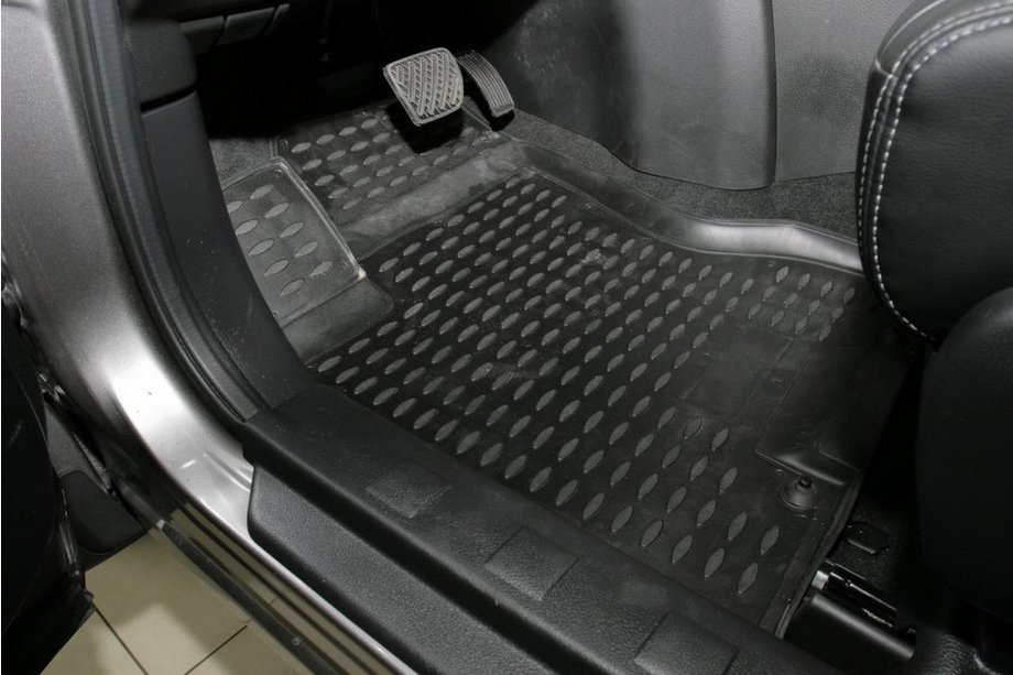 Nissan X-trail T31 2007–2014 Gummimåtter til kabinen (4 stk., Novline) Image