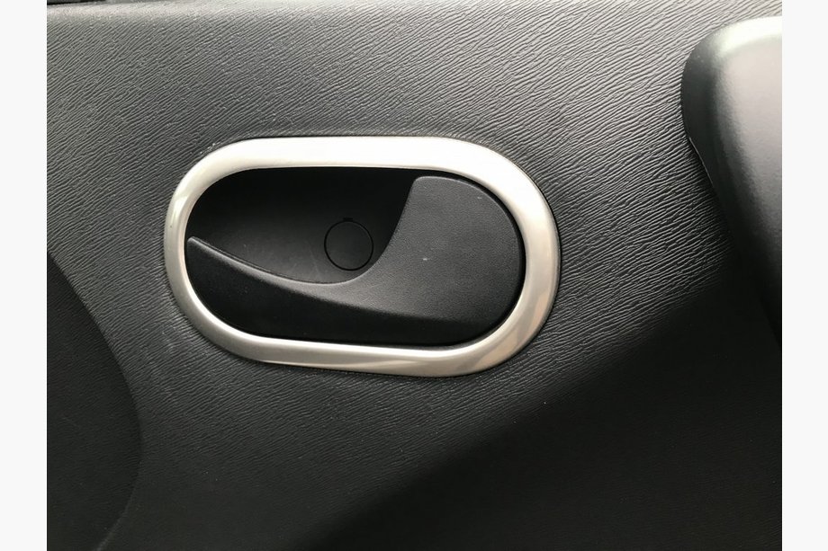 Mercedes Citan 2013–2021 Kromramme til indvendige dørhåndtag (2 stk., rustfrit stål) Image