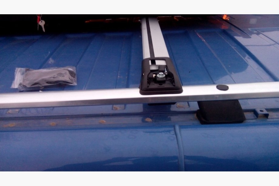 Nissan Pathfinder R51 2005–2014 Låsbare tværstænger til tagrælinger (2 stk.) Sort Foto 7