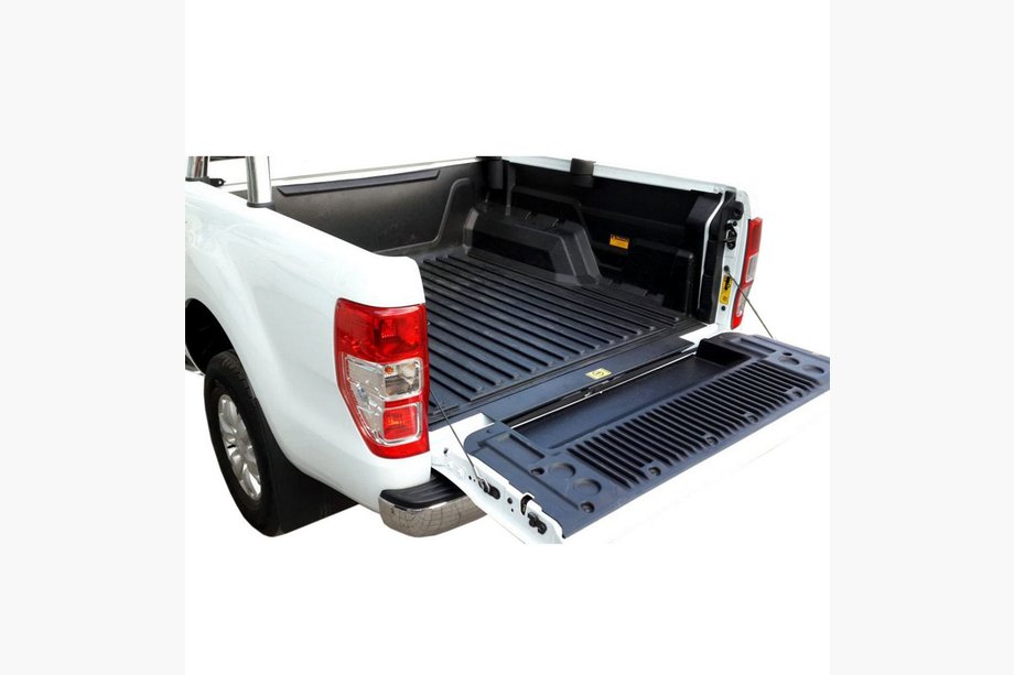 Volkswagen Amarok 2010–2022 Bagagerumsbakke indsats Foto 2