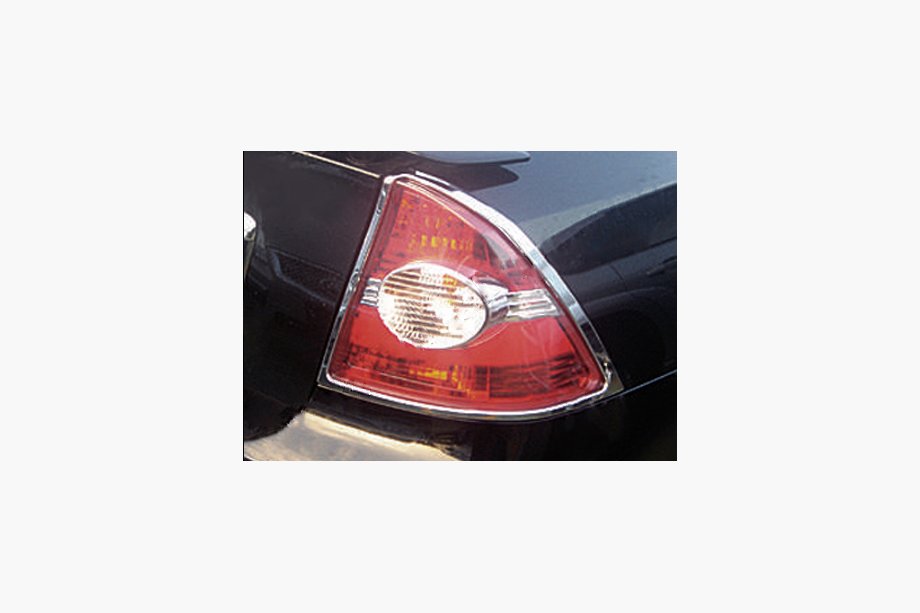 Ford Focus II 2005–2008 Pedalovertræk i rustfrit stål, 2 stk. Image