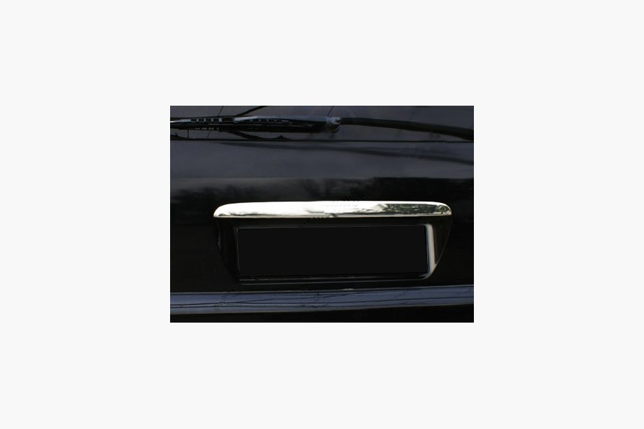Mercedes ML W163 1997–2005 Rustfri stål kromliste over nummerplade (USA-model) Image