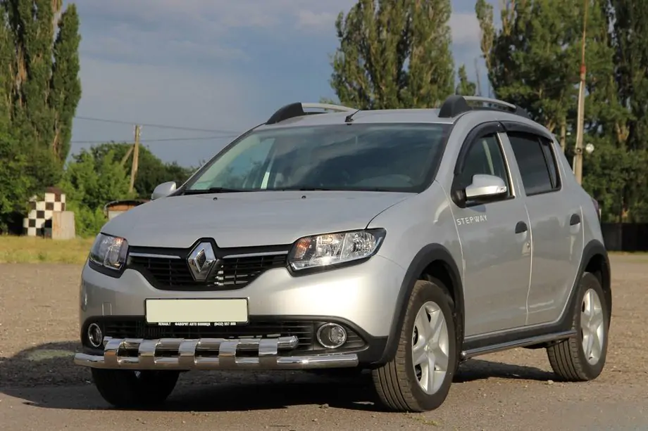 Renault Sandero 2013–2022 Frontbøjle ST015 (rustfrit stål) Image