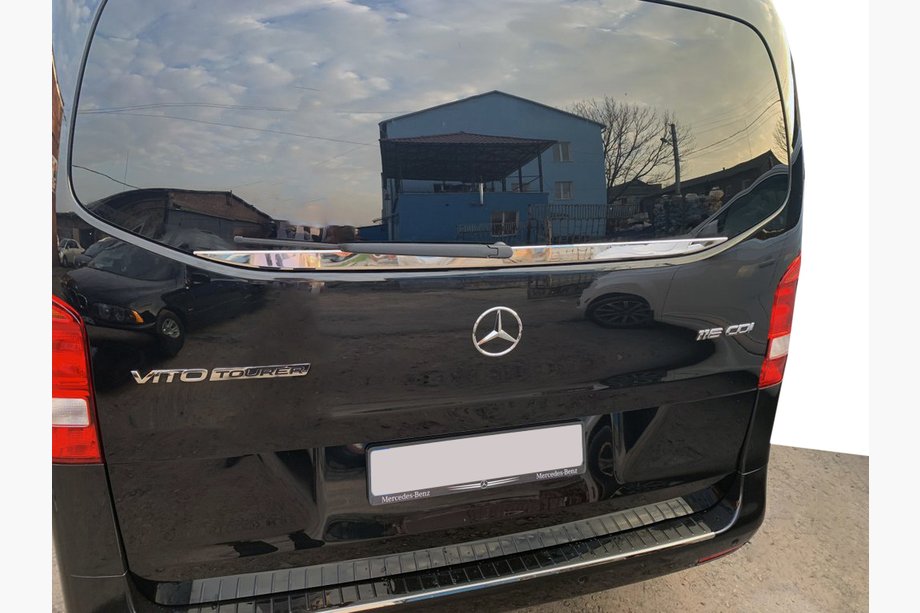 Mercedes Vito/V-klasse W447 2014– Kantliste til bagrude (lille rude) (rustfrit stål) Image