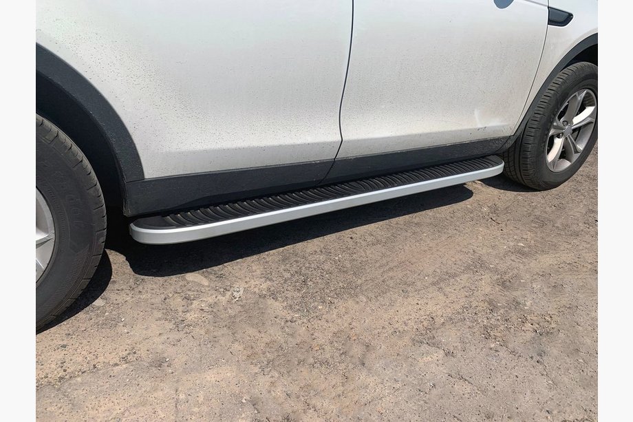 Land Rover Discovery Sport 2014– Sidetrin Tayga Grey (2 stk., aluminium) Image