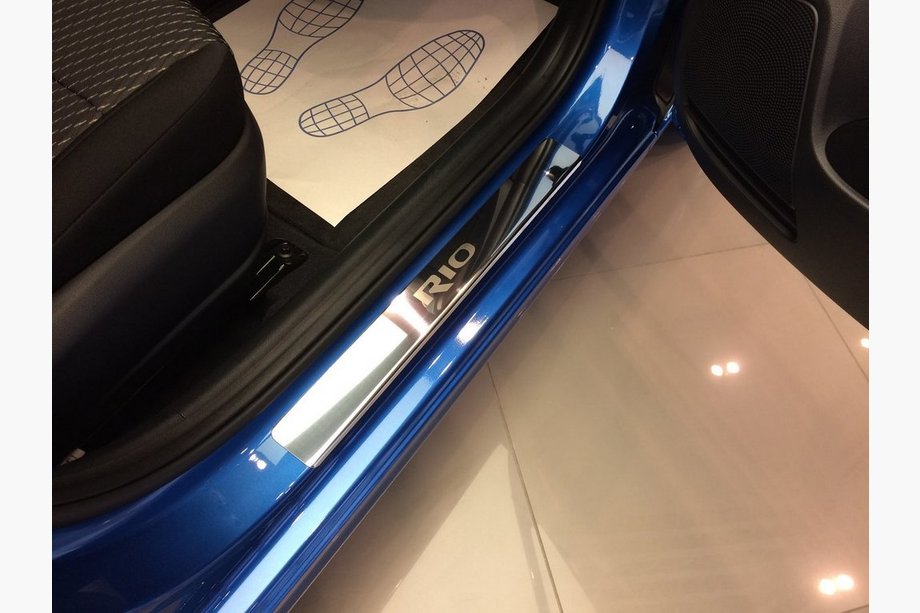 Kia Rio 2005–2011 Dørtrinslister Natanika standard (4 stk., rustfrit stål) Image