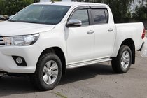 Toyota Hilux 2015– Sidetrin KB001 (rustfrit stål) foto 2