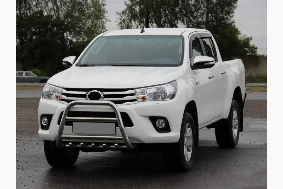 Toyota Hilux 2015– Frontbøjle QT008 (rustfrit stål) Image