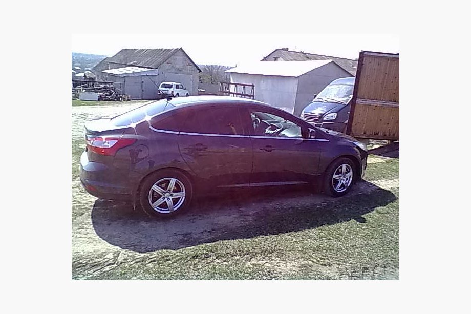Ford Focus III 2011–2017 Nederste vindueslister (8 stk., rustfrit stål) Foto 11