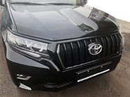 Toyota Land Cruiser Prado 150 2009–2023 Kølergrill 2017↗ LED (Zeus Black, med Black øjenbryn) foto 1