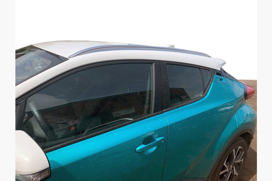 Toyota C-HR 2016–2023 Originale tagrælinger (2 stk., alu.) Image