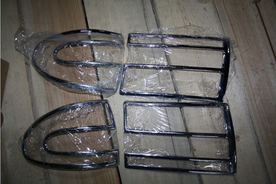 31-serie 1981–1992 Krom fodstøttebeklædning (plast) Image