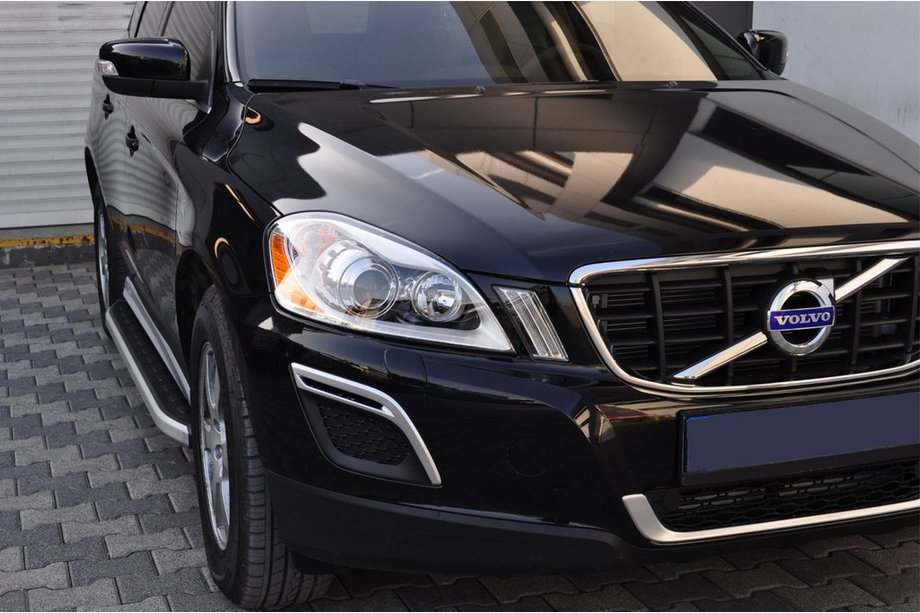 Volvo XC60 2009–2017 Sidetrin Fullmond (2 stk., aluminium) Image