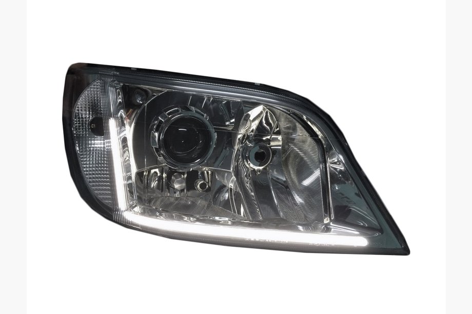 Mercedes Sprinter W901/902/903/904/905 1995–2006 Forlygter med 1 linse ↗ LED (sæt 2 stk., Taiwan) Image