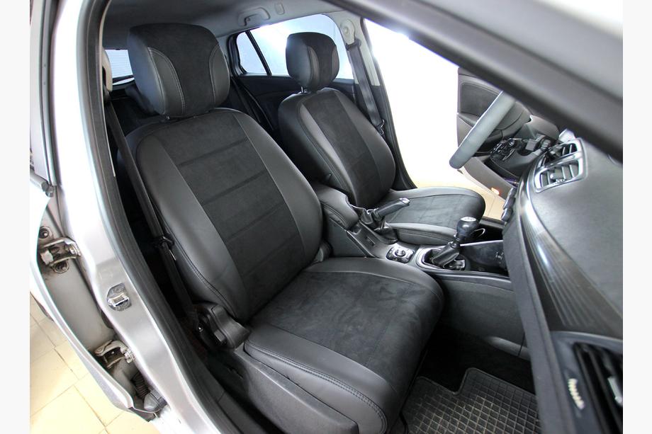 Renault Megane III 2009–2016 Sædeovertræk i økolæder+stof+Alcantara Antara A001 (komplet kabinesæt) Foto 1