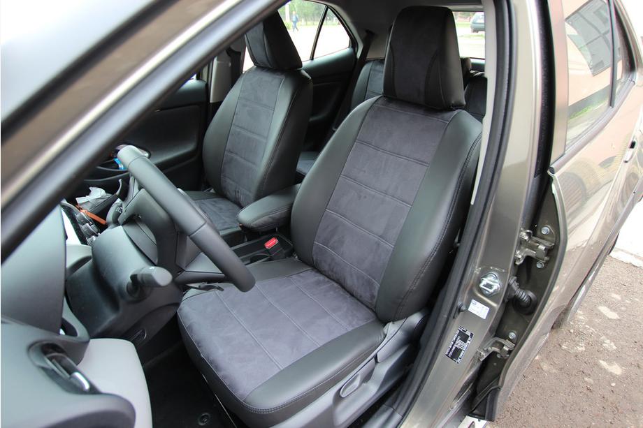 Toyota Yaris/Yaris Cross (XP210) 2020– Sædeovertræk i økolæder+stof+Alcantara Antara A001 (komplet kabinesæt) Image